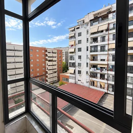 Lenia Urban * Tiran
